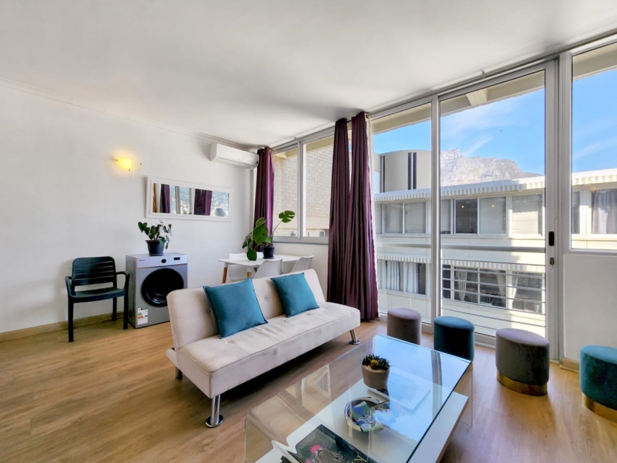 2 Bedroom Property for Sale in Cape Town City Centre Western Cape